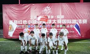 皇马新援邓弗里斯和科纳特加盟 巴萨马竞积极备战